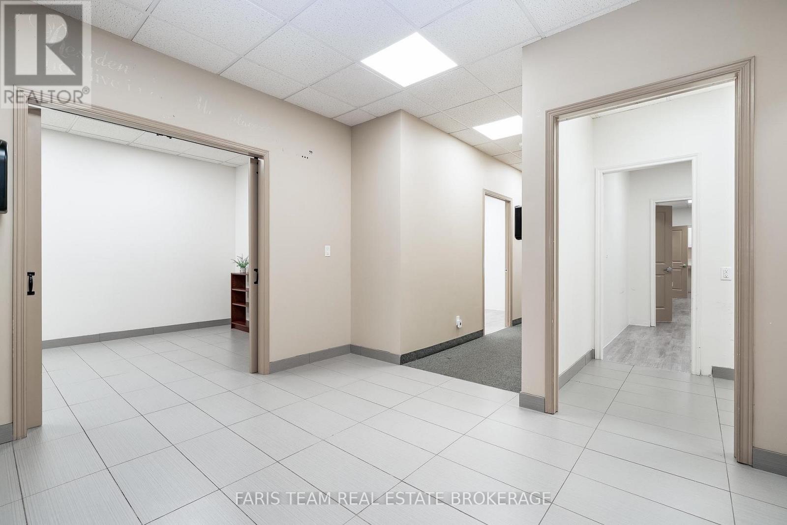 711 Yonge Street, Midland, Ontario  L4R 2E1 - Photo 32 - S12732456