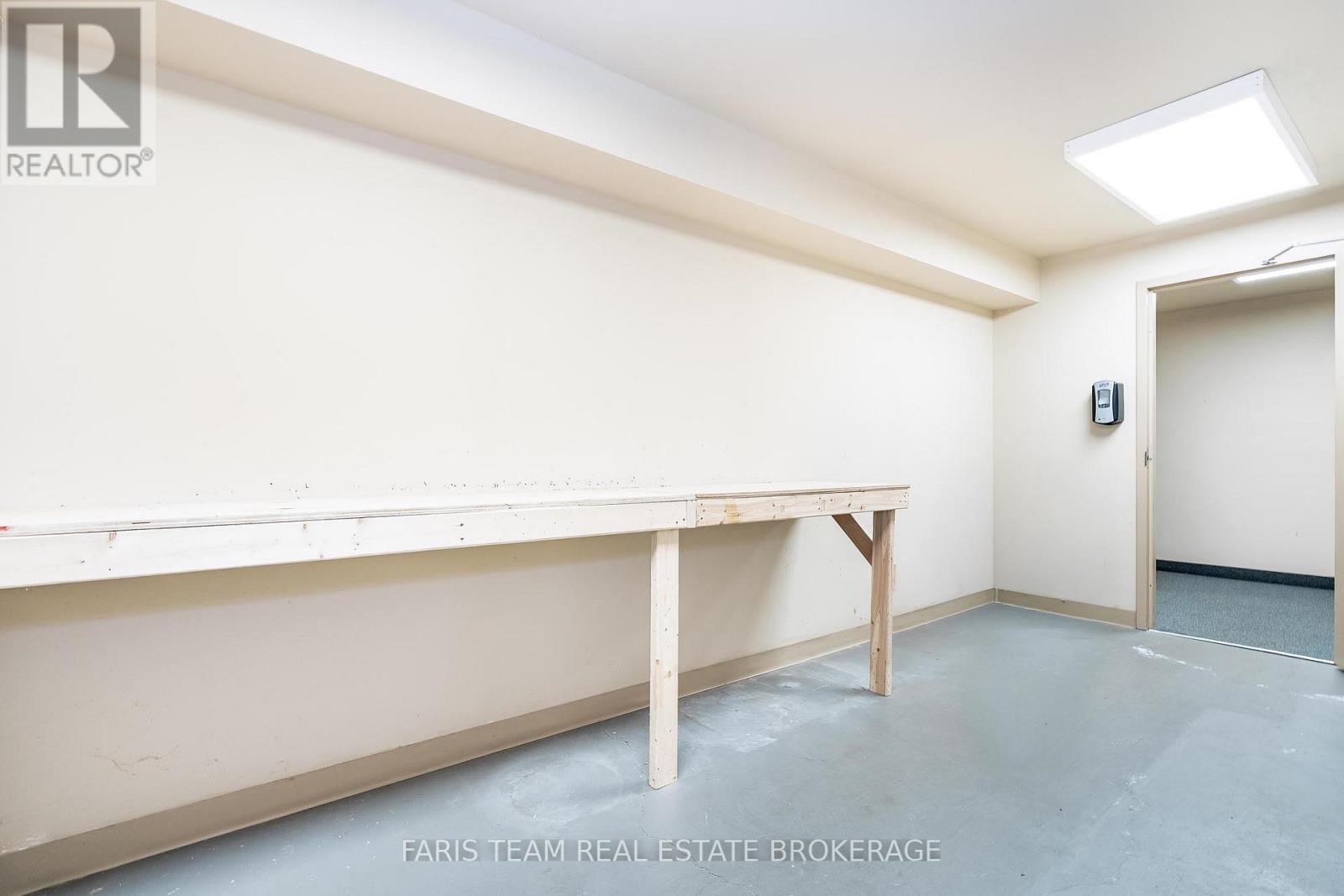 711 Yonge Street, Midland, Ontario  L4R 2E1 - Photo 35 - S12732456