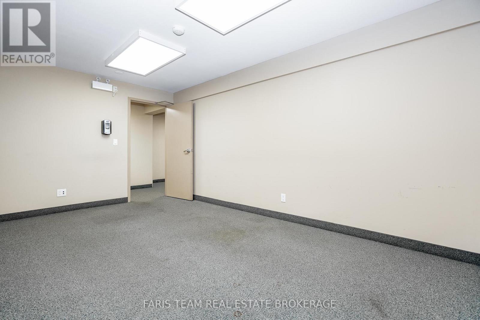 711 Yonge Street, Midland, Ontario  L4R 2E1 - Photo 40 - S12732456
