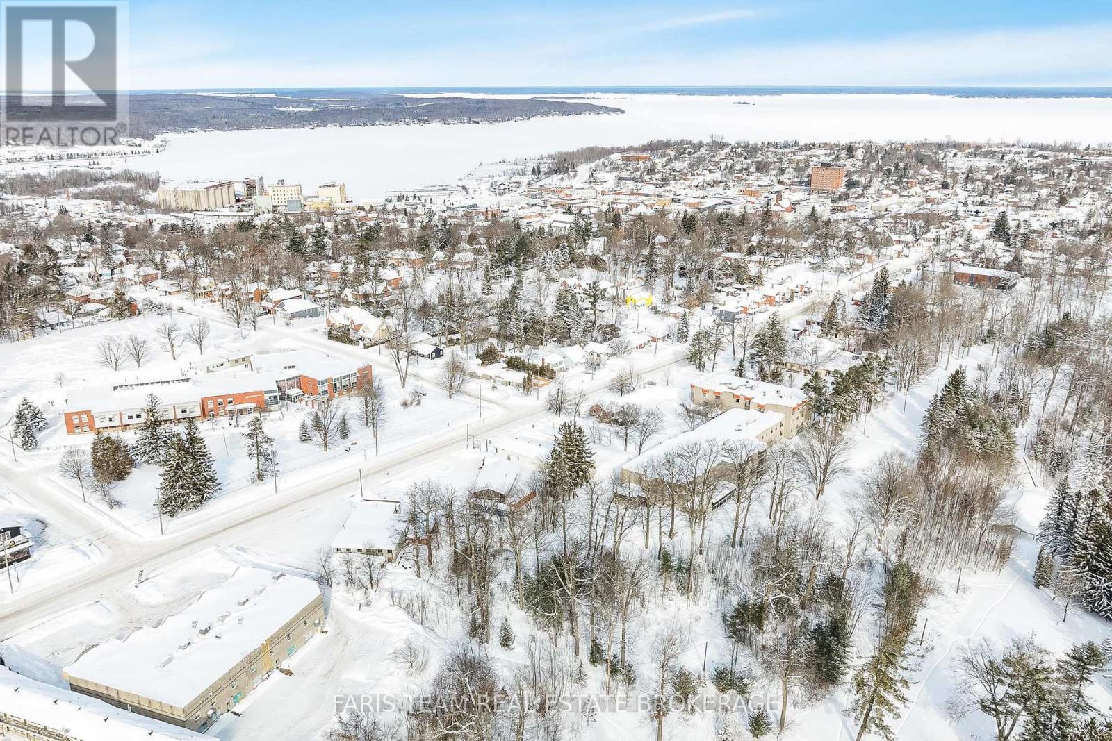 711 Yonge Street, Midland, Ontario  L4R 2E1 - Photo 46 - S12732456