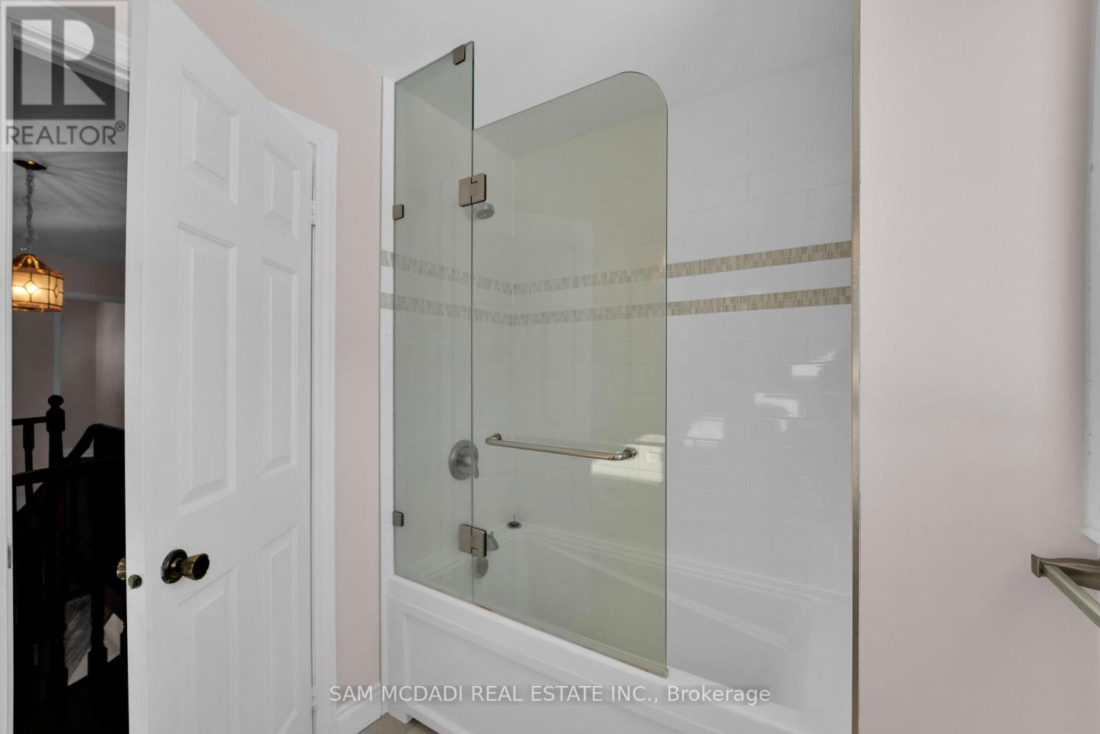 5275 Thornwood Drive, Mississauga, Ontario  L4Z 3J3 - Photo 31 - W12732362