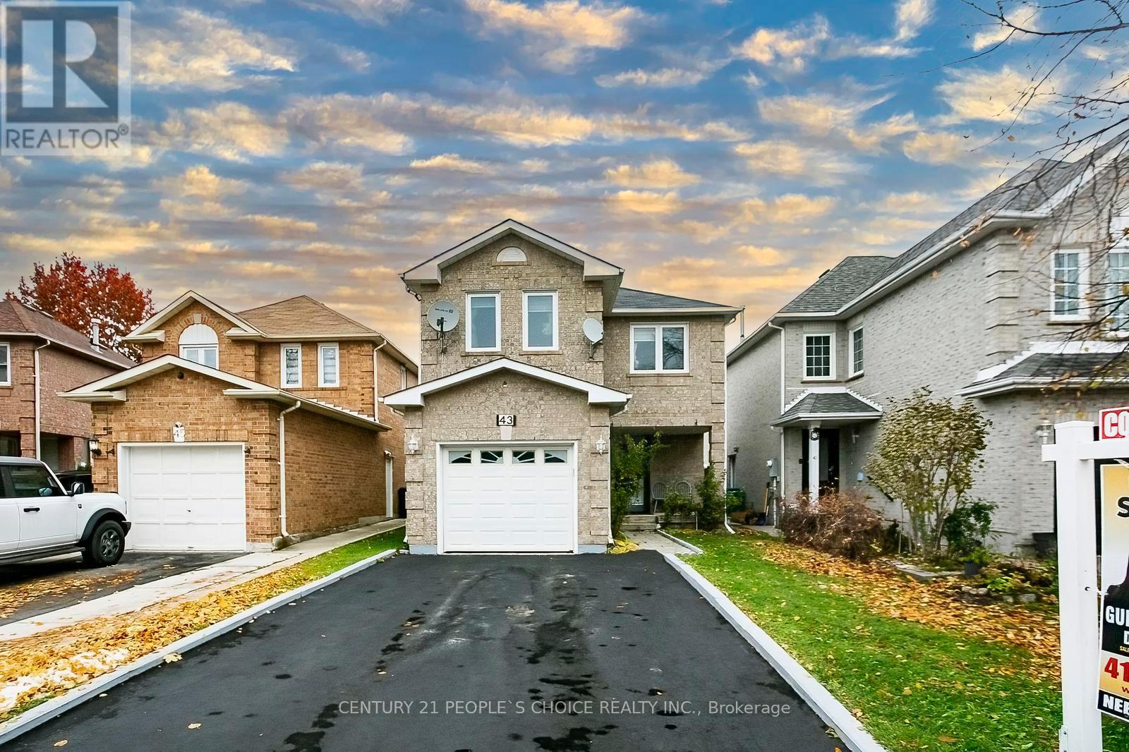 43 LETTY AVENUE, Brampton, Ontario