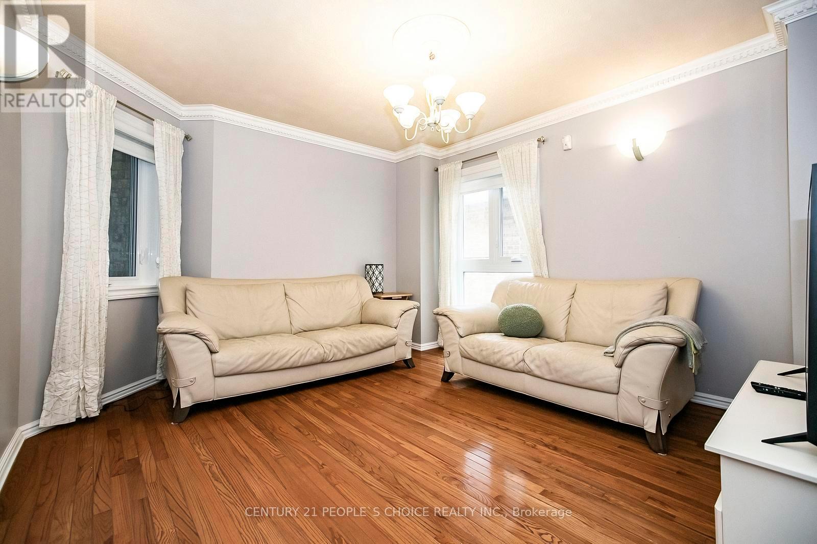 43 Letty Avenue, Brampton, Ontario  L6Y 4T3 - Photo 11 - W12732422