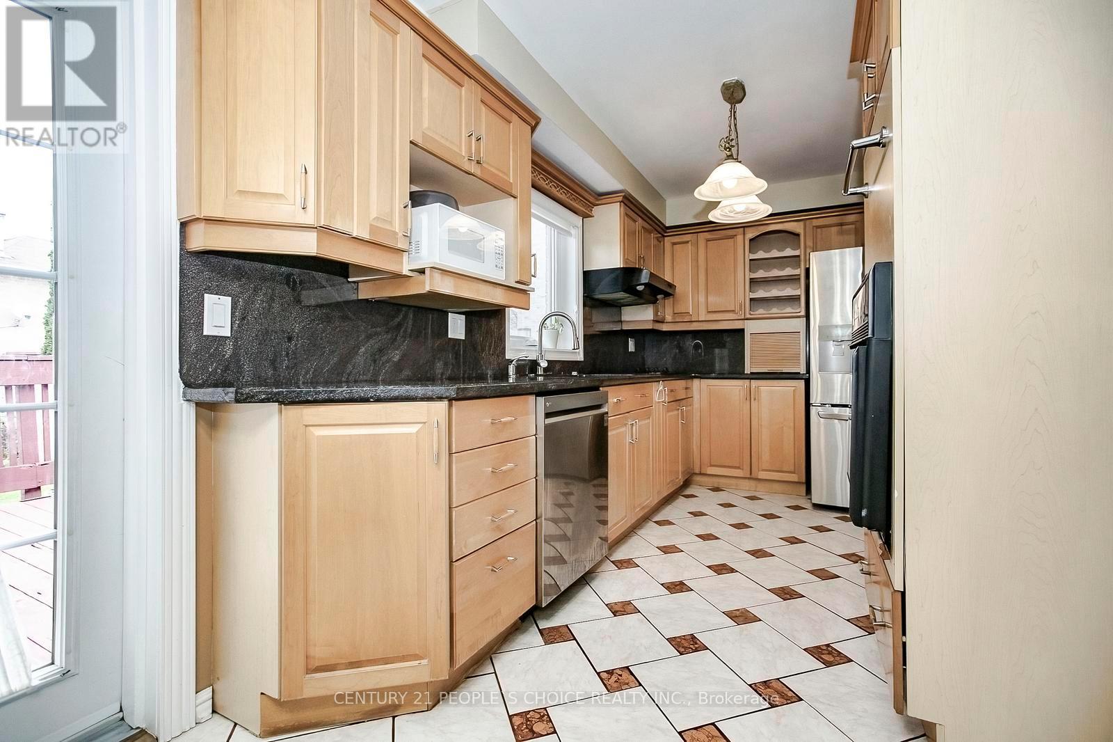 43 Letty Avenue, Brampton, Ontario  L6Y 4T3 - Photo 15 - W12732422