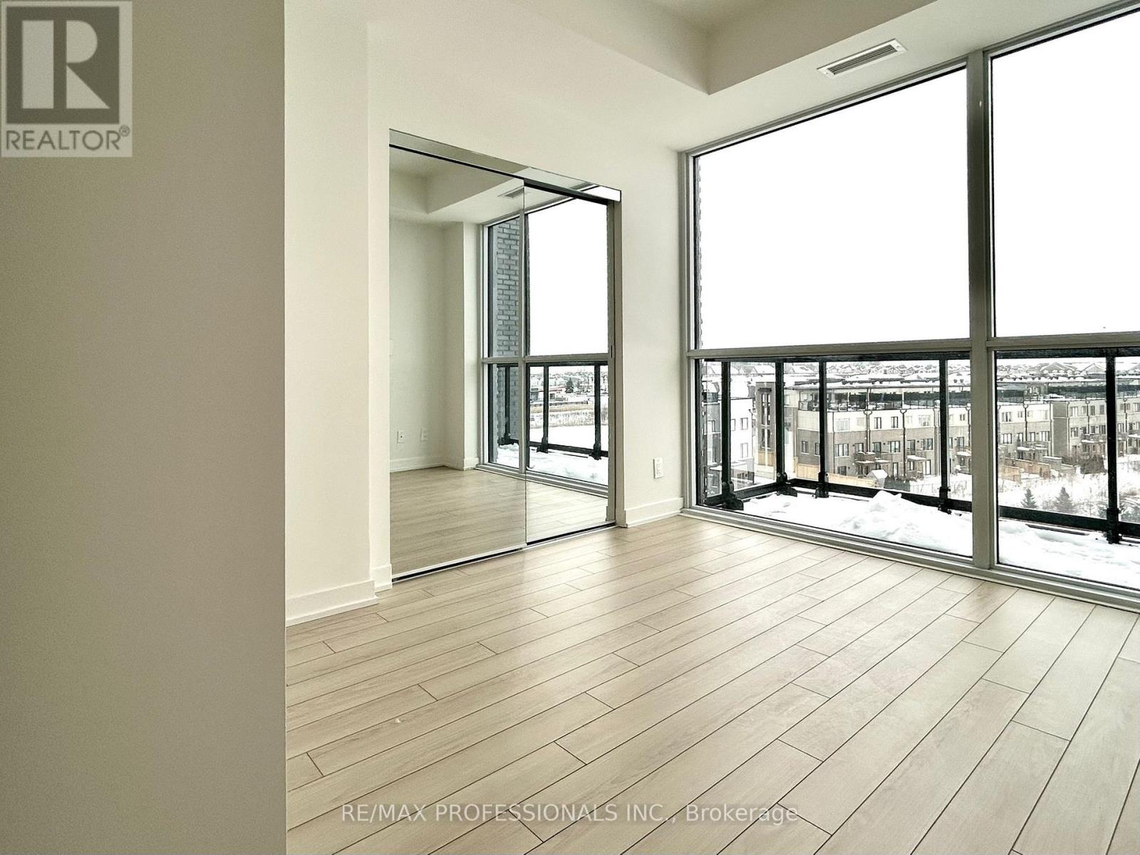 504 - 3071 Trafalgar Road, Oakville, Ontario  L6H 7E3 - Photo 15 - W12732454