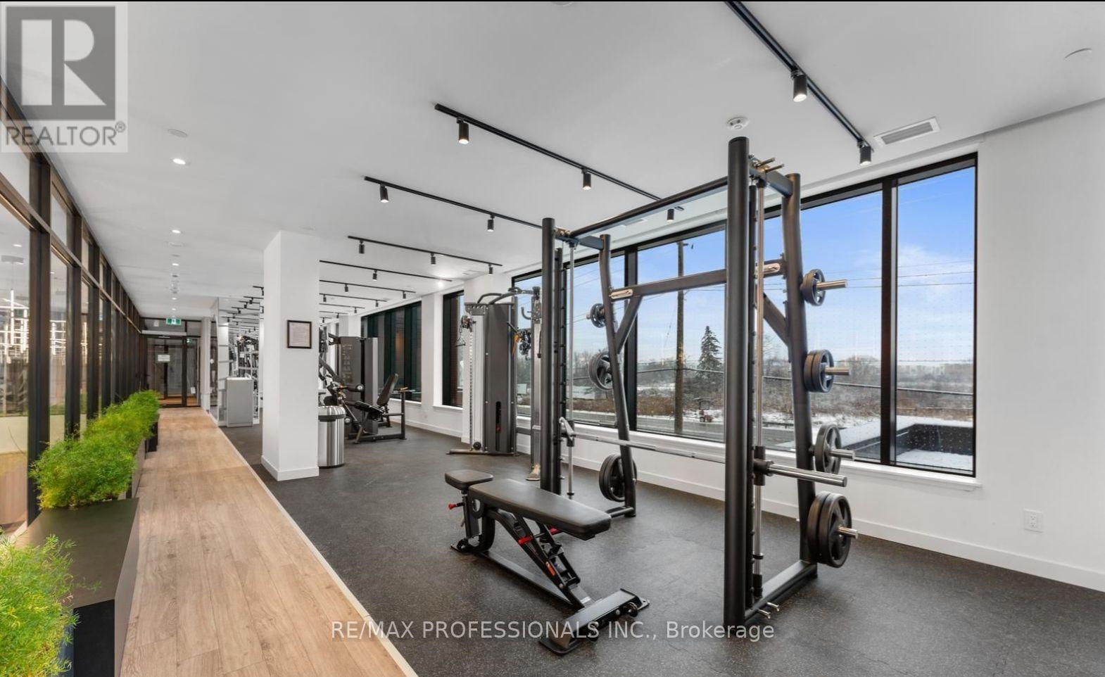 504 - 3071 Trafalgar Road, Oakville, Ontario  L6H 7E3 - Photo 5 - W12732454