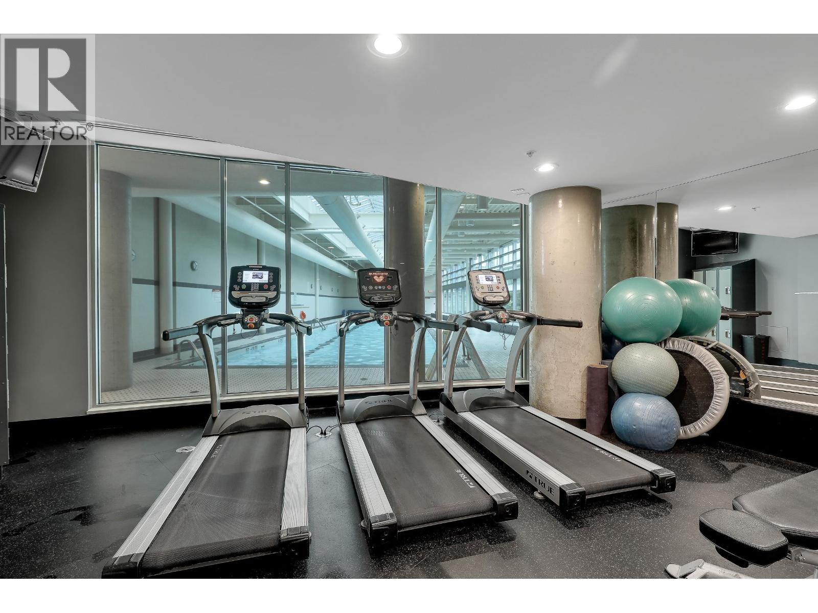 Listing Picture 25 of 34 : 3302 688 ABBOTT STREET, Vancouver / 溫哥華 - 魯藝地產 Yvonne Lu Group - MLS Medallion Club Member