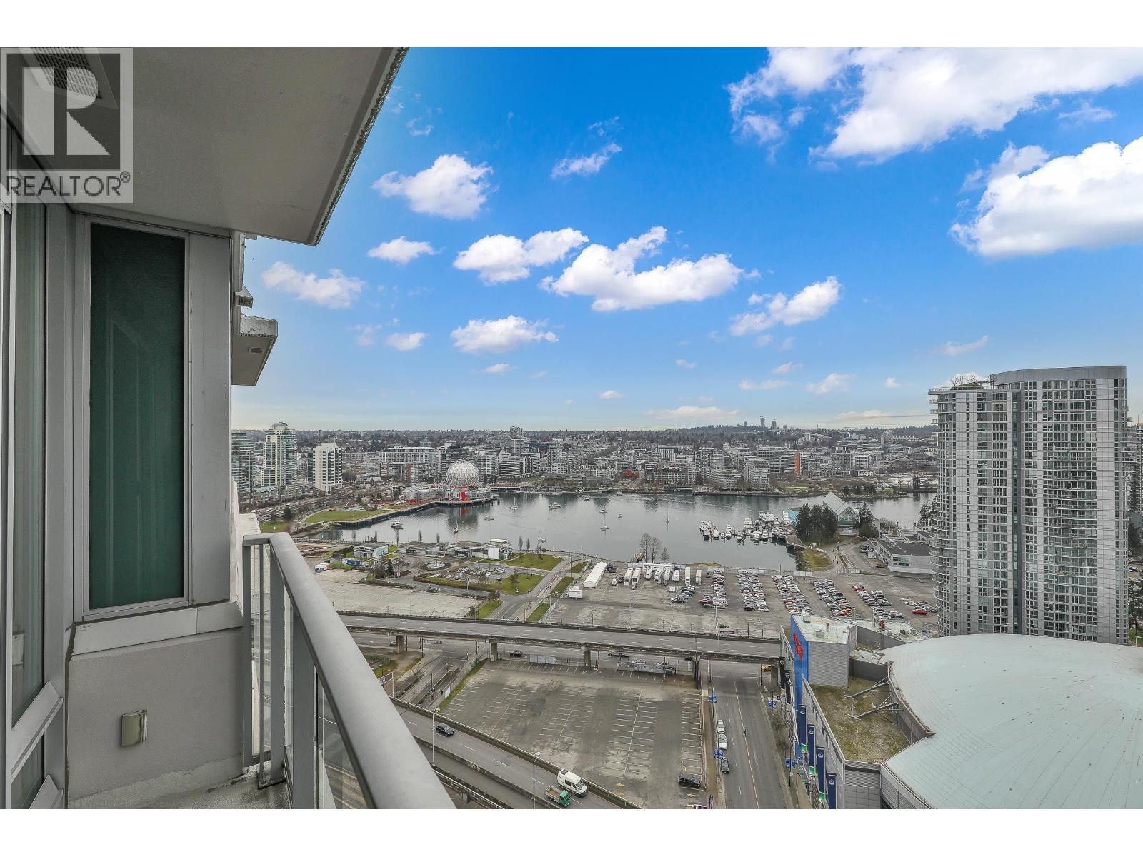 Listing Picture 21 of 34 : 3302 688 ABBOTT STREET, Vancouver / 溫哥華 - 魯藝地產 Yvonne Lu Group - MLS Medallion Club Member