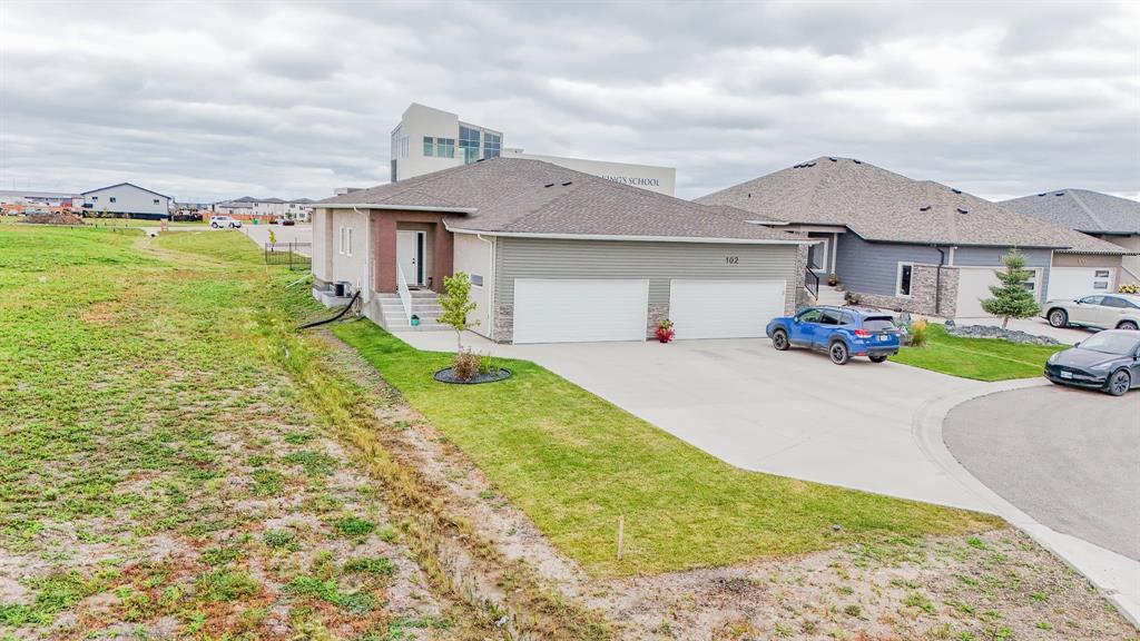 100 Middlechurch Gate, West St Paul, Manitoba  R4A 0C7 - Photo 1 - 202601552