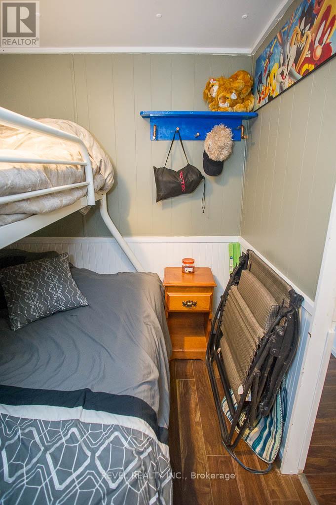 12 - 70 Bluewater Avenue, Norfolk, Ontario  N0E 1P0 - Photo 14 - X12732398