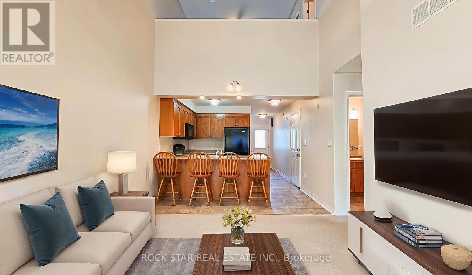 21 Bluegrass Crescent, St. Catharines, Ontario  L2P 0A8 - Photo 5 - X12732408