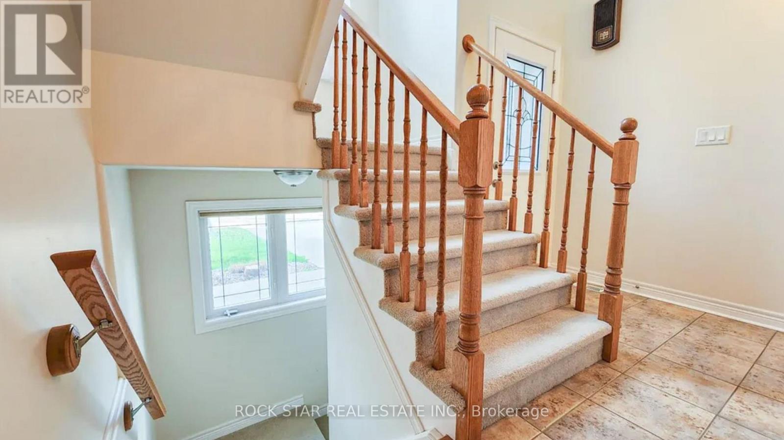 21 Bluegrass Crescent, St. Catharines, Ontario  L2P 0A8 - Photo 8 - X12732408