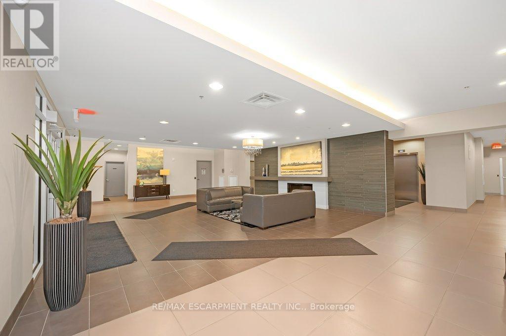 302 - 90 Charlton Avenue W, Hamilton, Ontario  L8P 0B4 - Photo 3 - X12732442