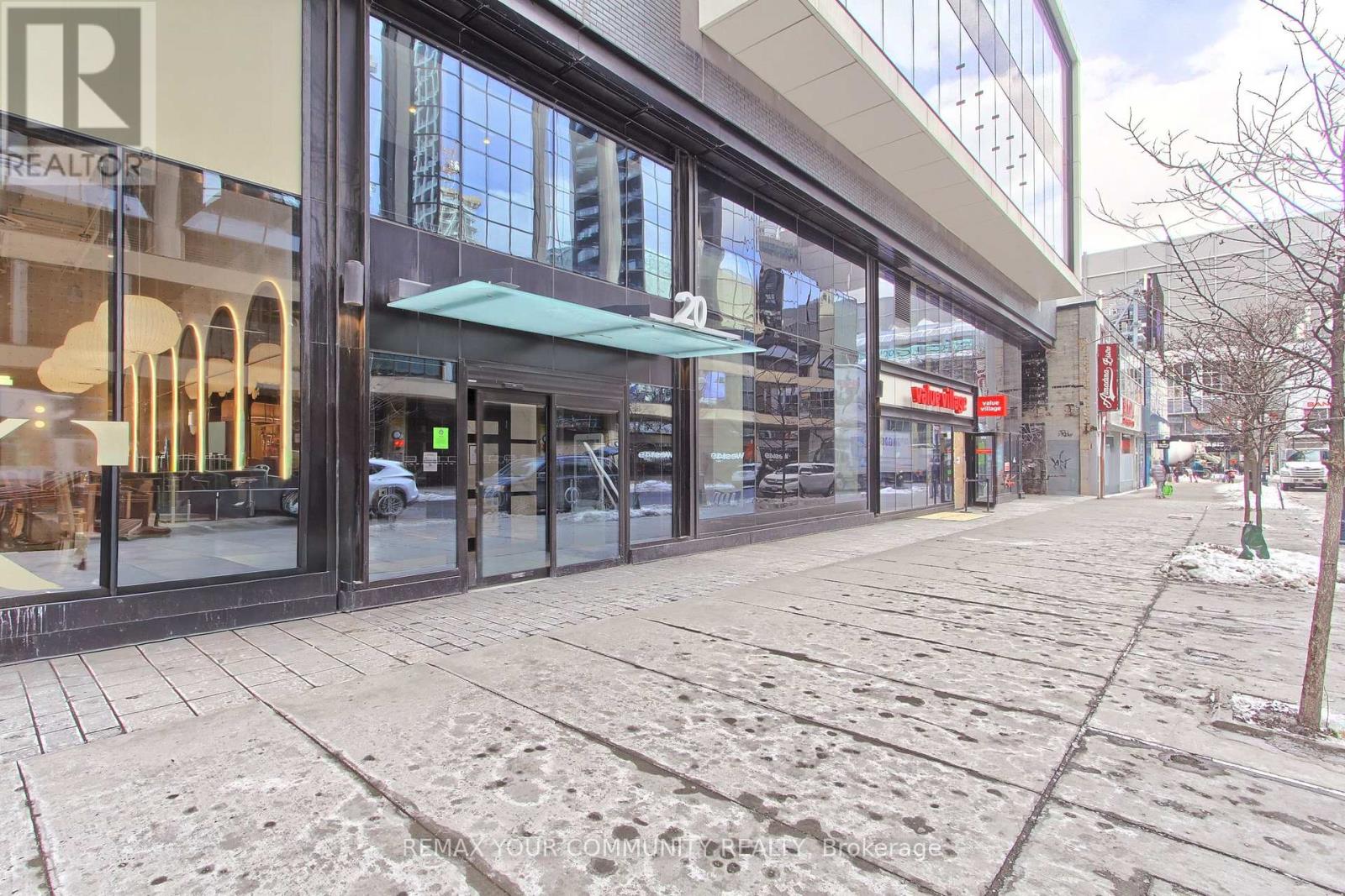 1208 - 20 Edward Street, Toronto, Ontario  M5G 0C5 - Photo 4 - C12731768