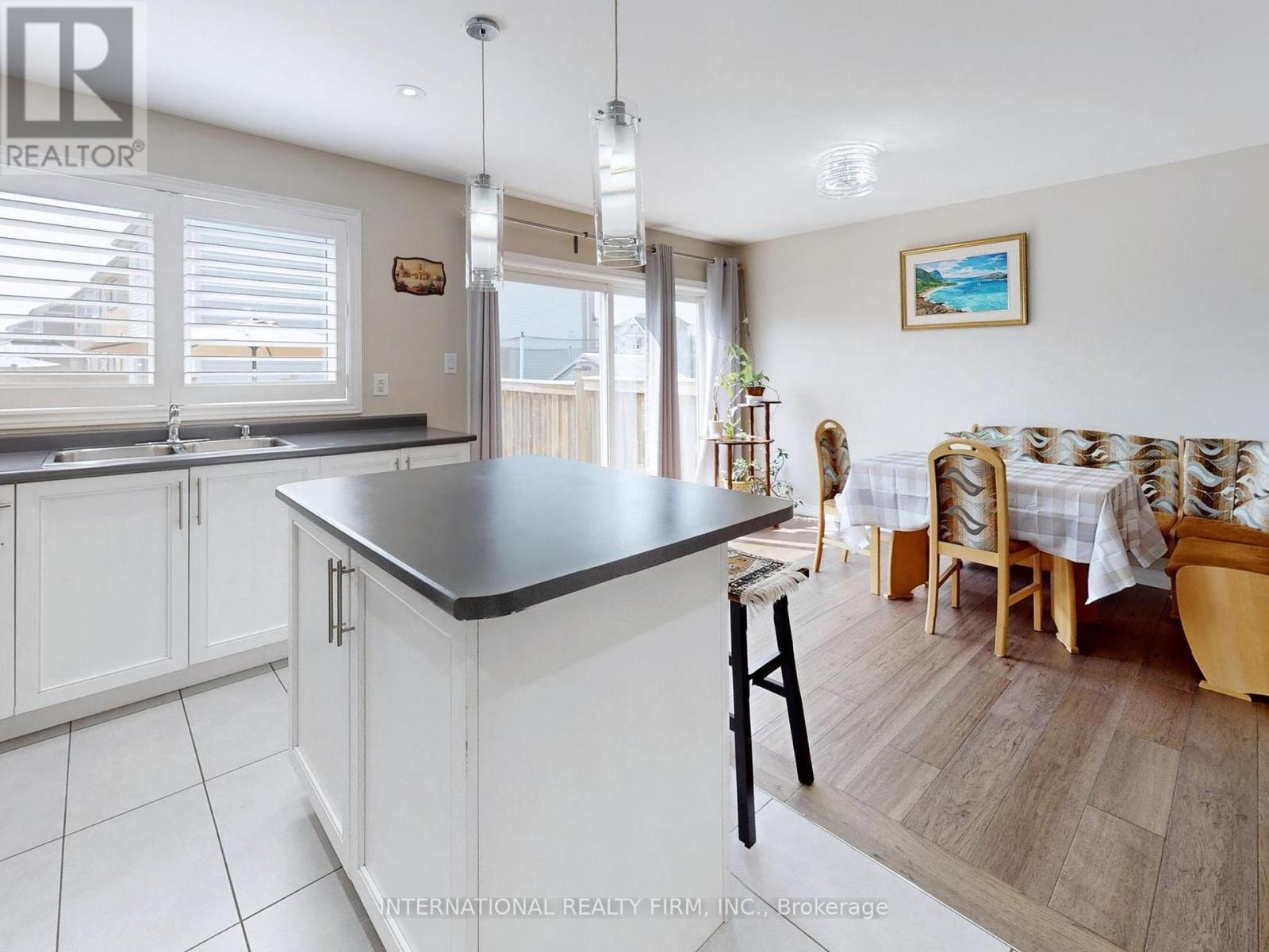 110 Swenson Street, New Tecumseth, Ontario  L9R 0K2 - Photo 16 - N12678838