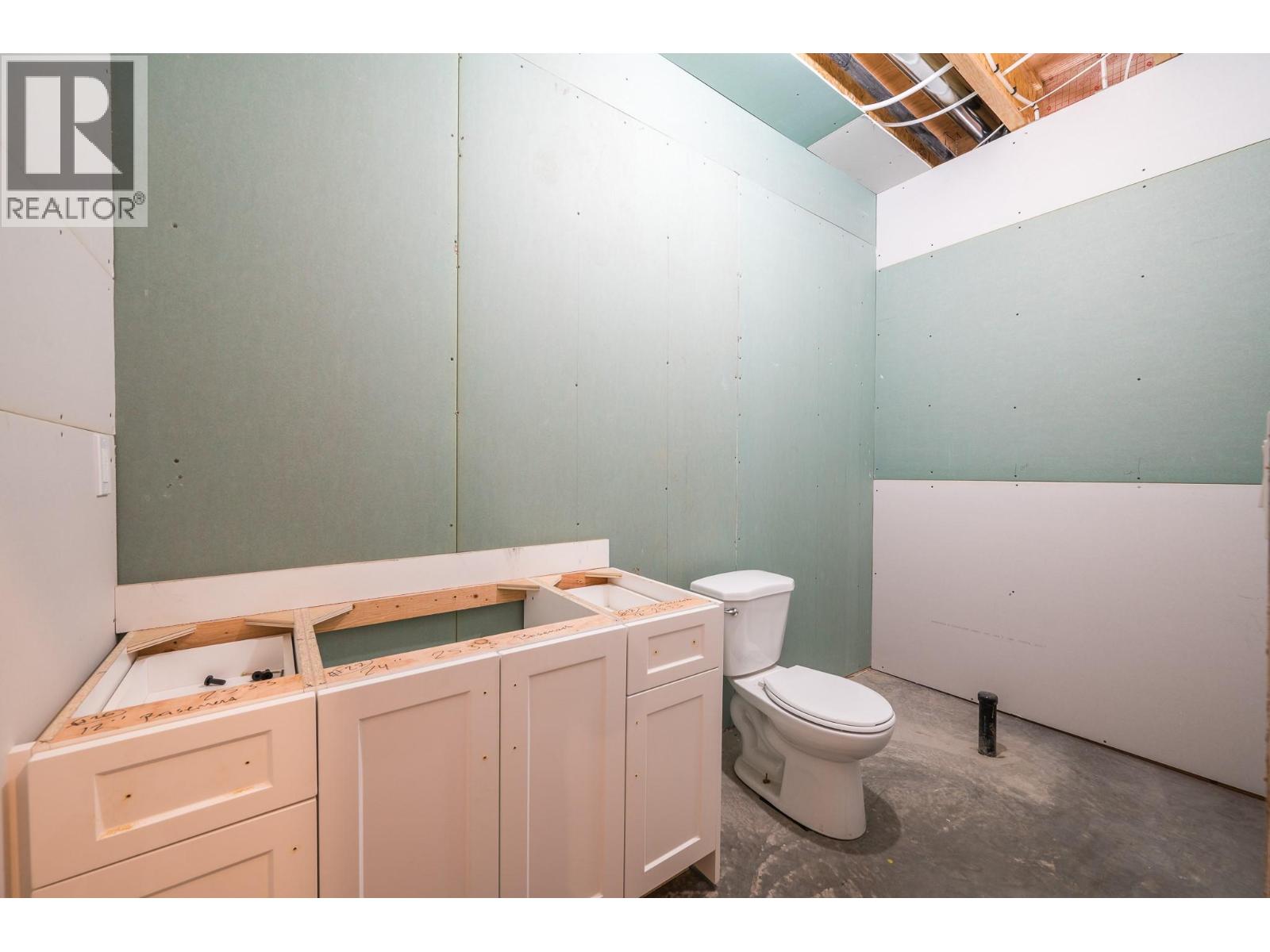 2244 Valleyview Drive, Kamloops, British Columbia  V2C 4C7 - Photo 27 - 10373956