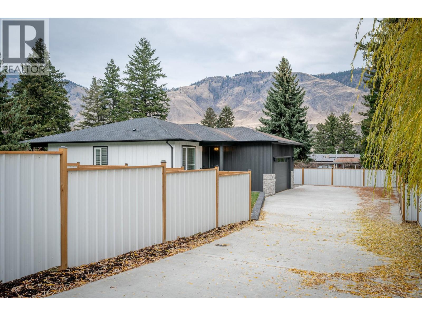 2244 Valleyview Drive, Kamloops, British Columbia  V2C 4C7 - Photo 29 - 10373956