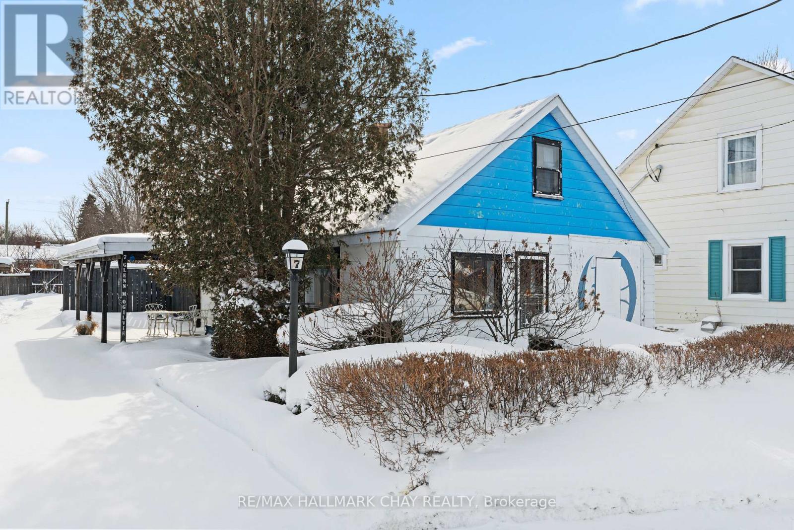 7 CAROLINE STREET E, Clearview, Ontario