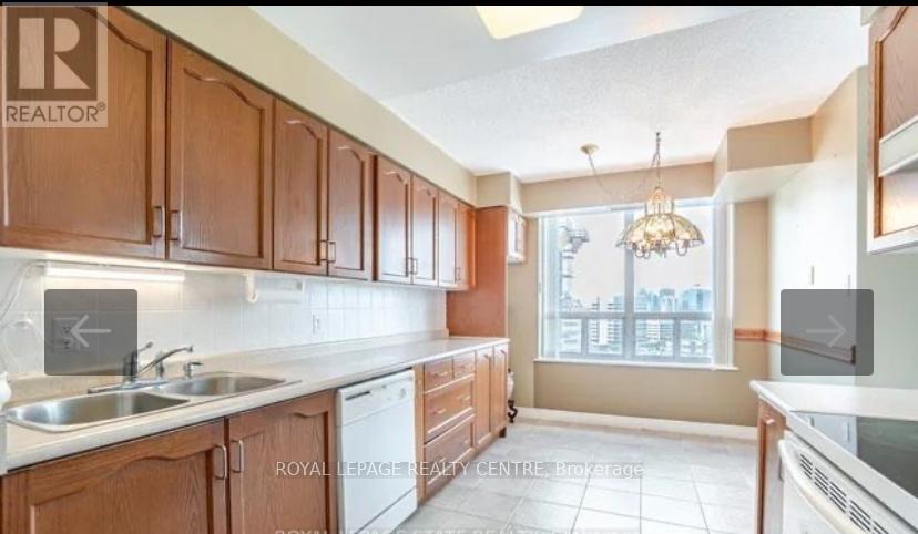 2203 - 156 Enfield Place, Mississauga, Ontario  L5B 4L8 - Photo 33 - W12728798