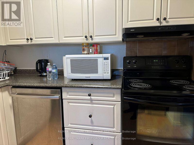 506 - 80 Athol Street, Oshawa (Central), Ontario  L1H 8B7 - Photo 15 - E12732666