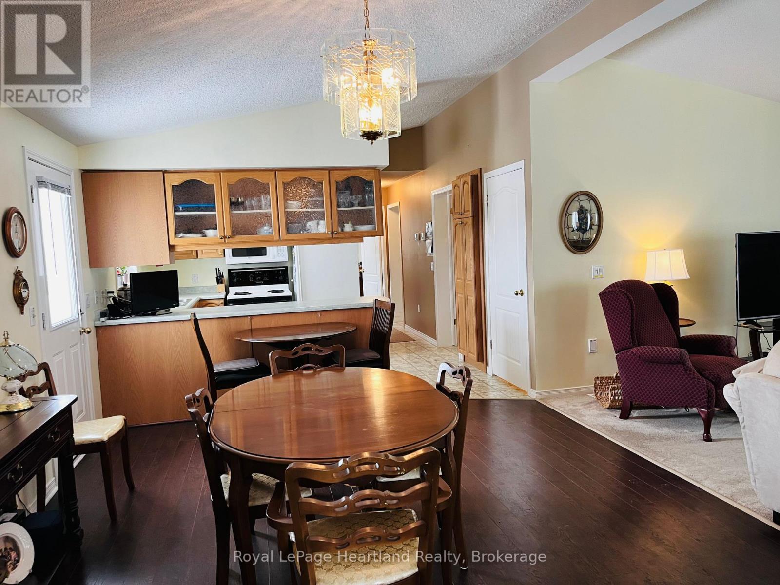 19 - 30 Ann Street, St. Marys, Ontario  N4X 1C8 - Photo 9 - X12732690