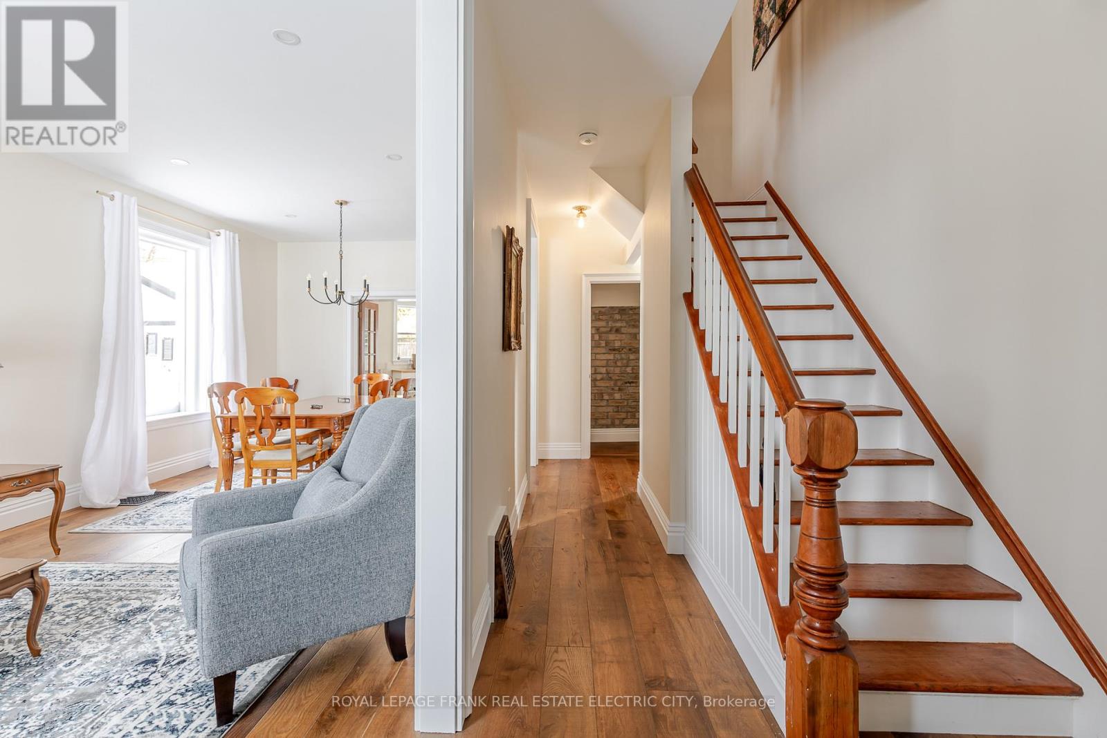 577 Walnut Street, Peterborough, Ontario K9H 2V3 - Photo 5 - X12732652