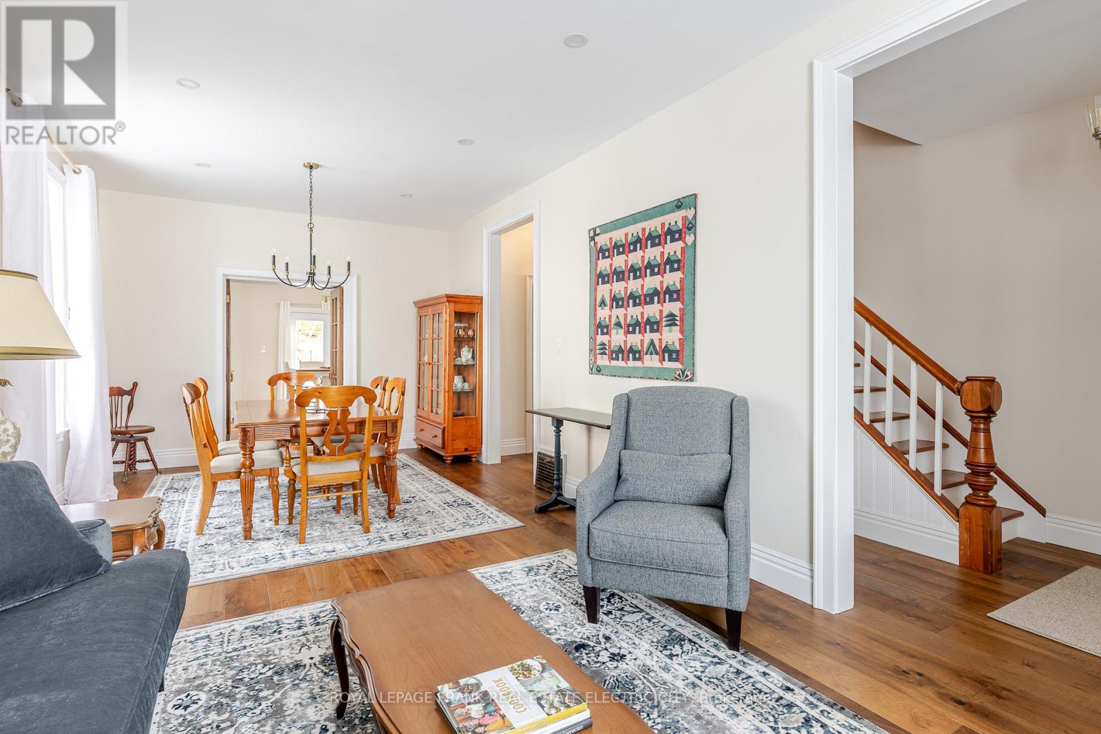 577 Walnut Street, Peterborough, Ontario K9H 2V3 - Photo 8 - X12732652