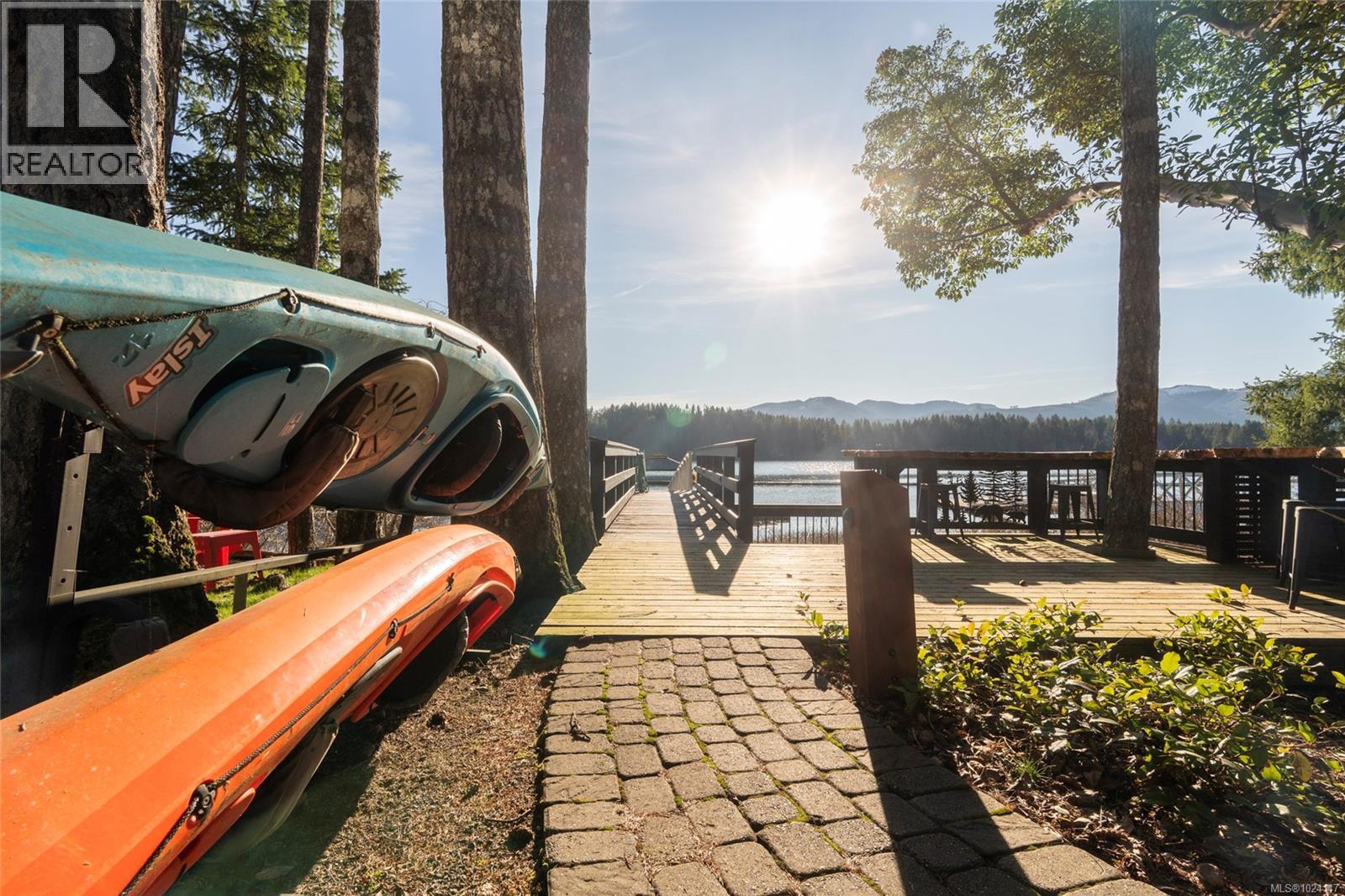 7342 Lakefront Pl, Lake Cowichan, British Columbia  V0R 2G0 - Photo 9 - 1024147