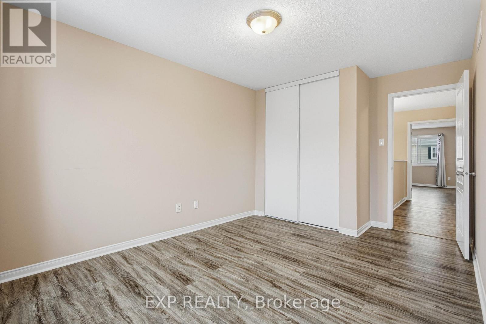 705 Regiment Avenue, Ottawa, Ontario  K2M 0E3 - Photo 30 - X12732540
