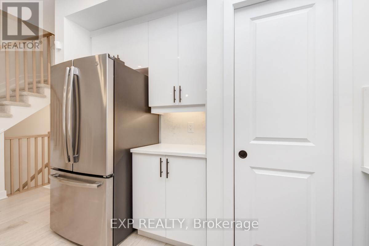 575 Rathburn Lane, Ottawa, Ontario  K1T 0T3 - Photo 21 - X12732608