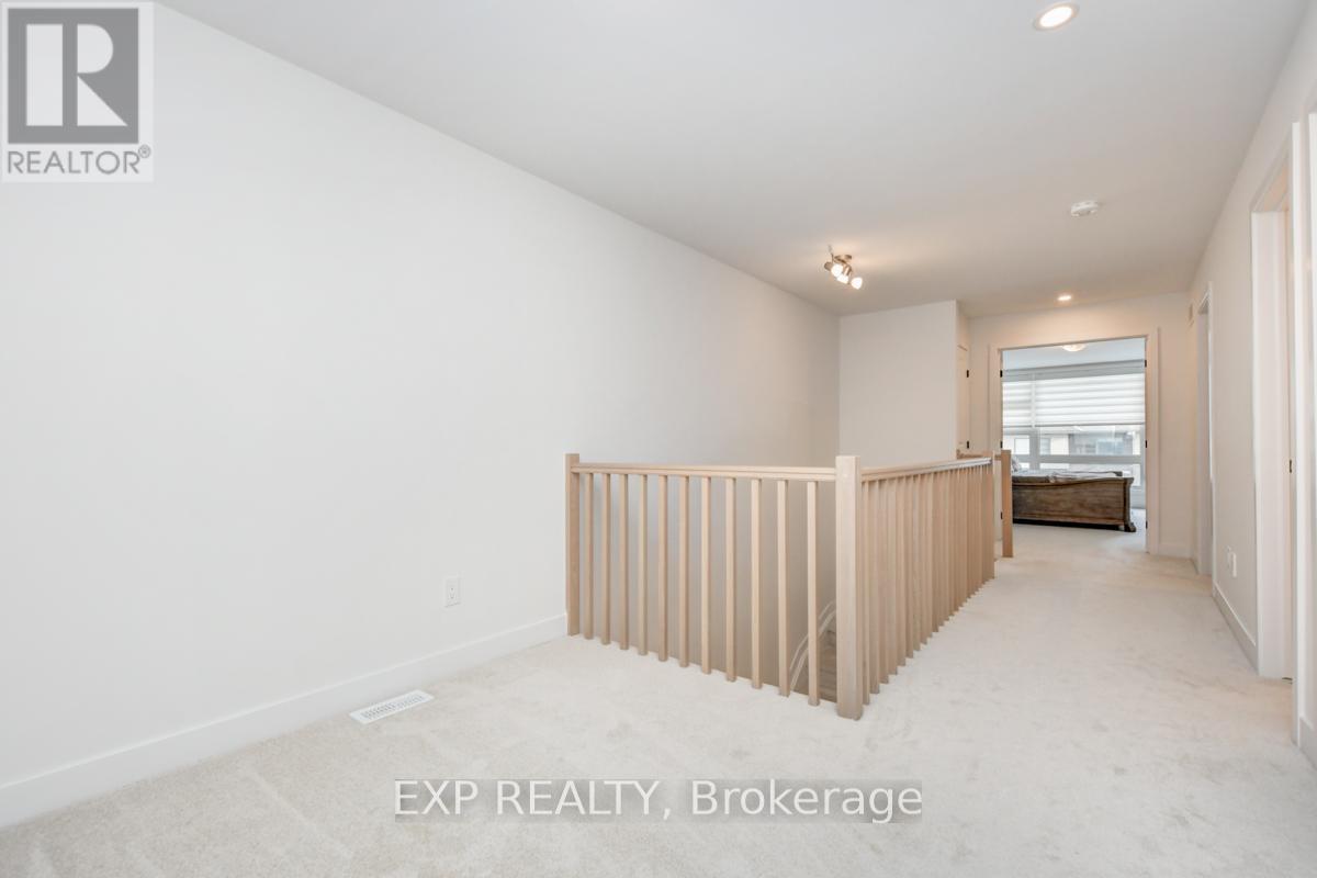 575 Rathburn Lane, Ottawa, Ontario  K1T 0T3 - Photo 24 - X12732608