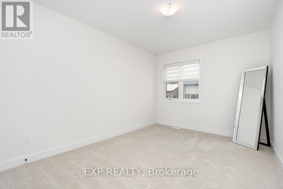 575 Rathburn Lane, Ottawa, Ontario  K1T 0T3 - Photo 32 - X12732608