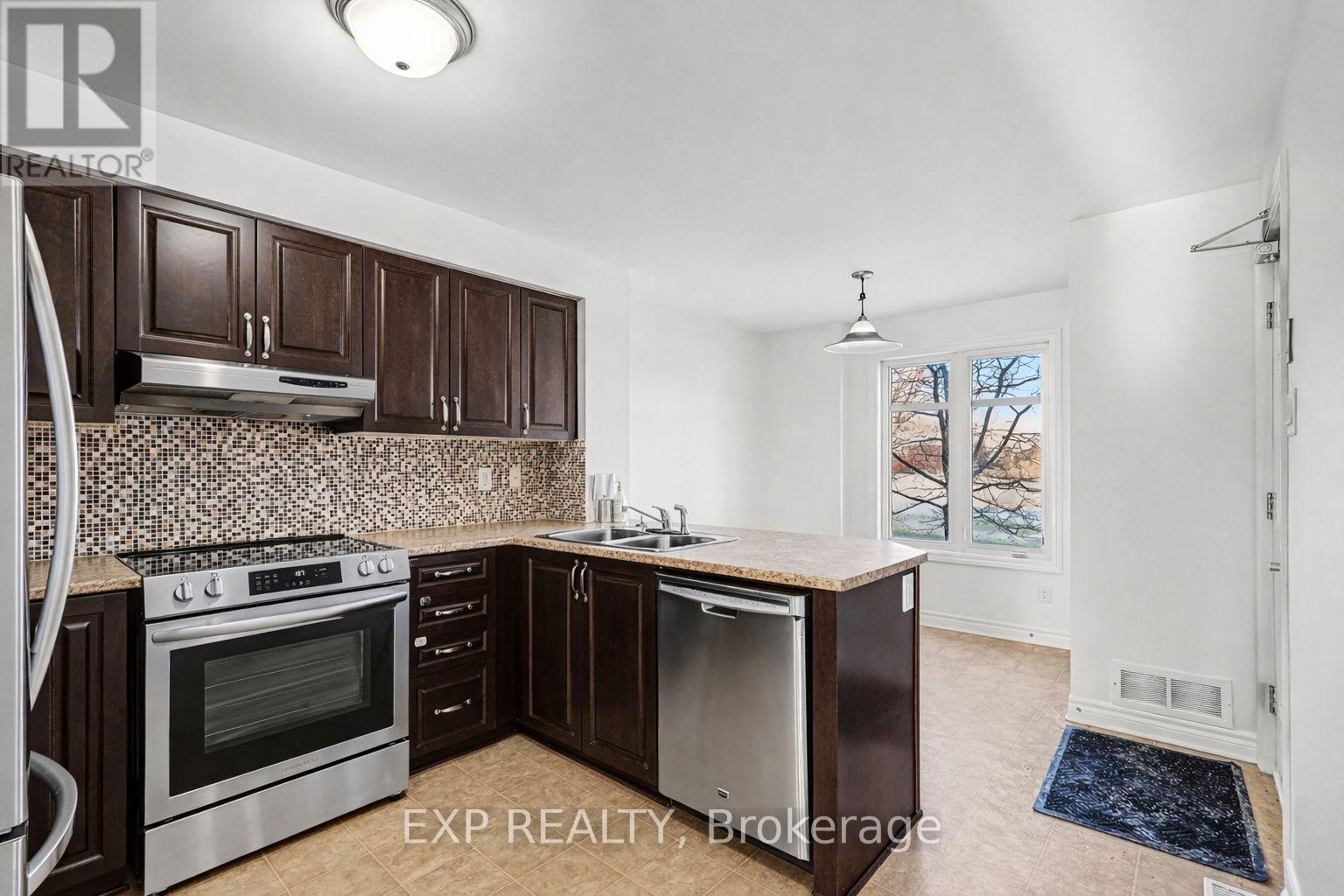 A - 1118 Klondike Road, Ottawa, Ontario  K2K 0H2 - Photo 6 - X12732720