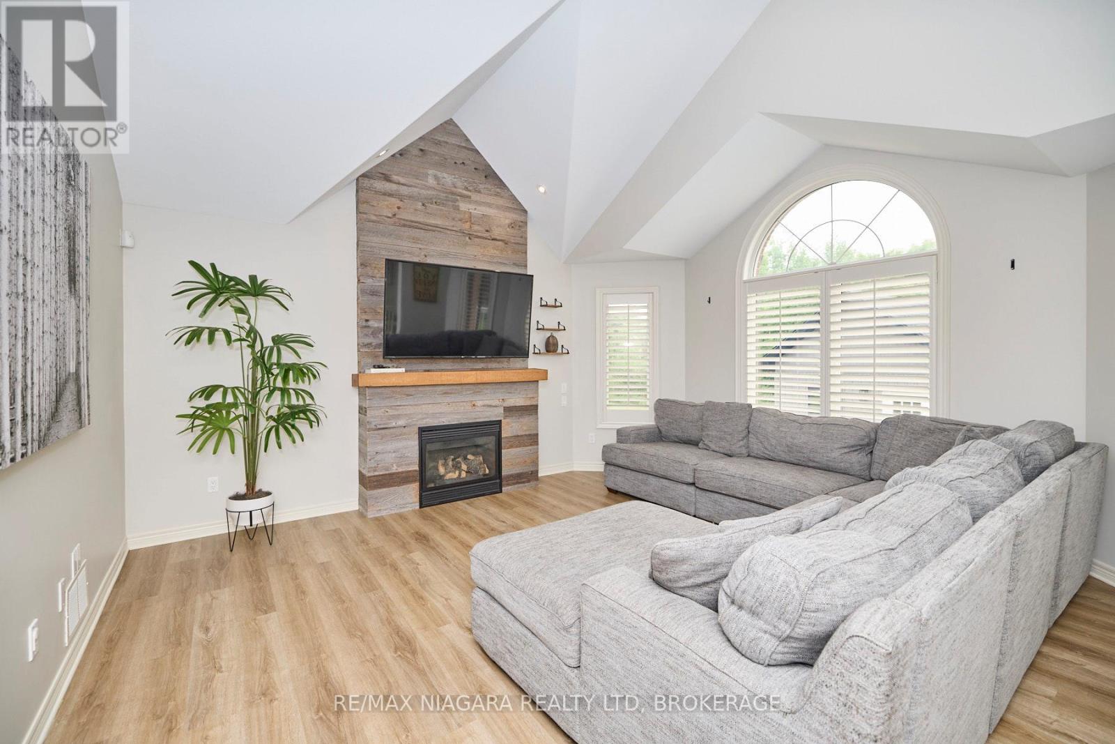 507 Carrie Avenue, Fort Erie, Ontario  L0S 1N0 - Photo 7 - X12732512