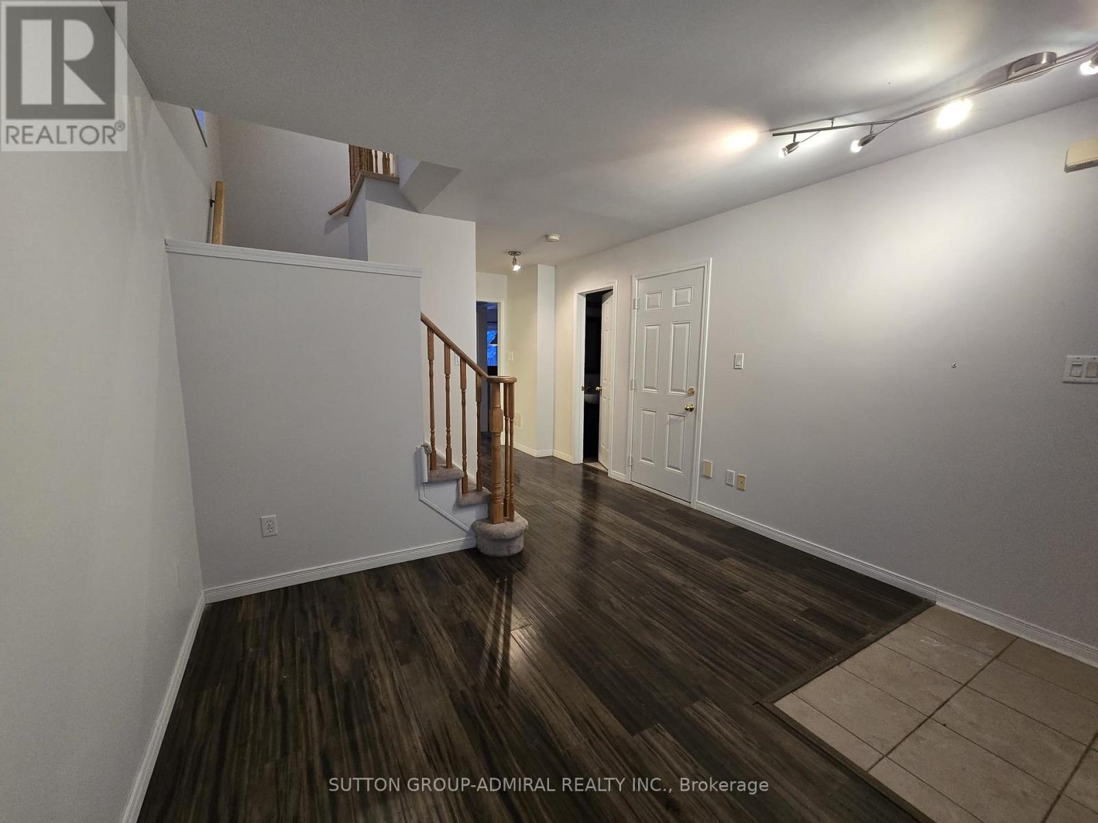 152 Stonemount Crescent, Essa, Ontario  L0M 1B4 - Photo 15 - N12707056