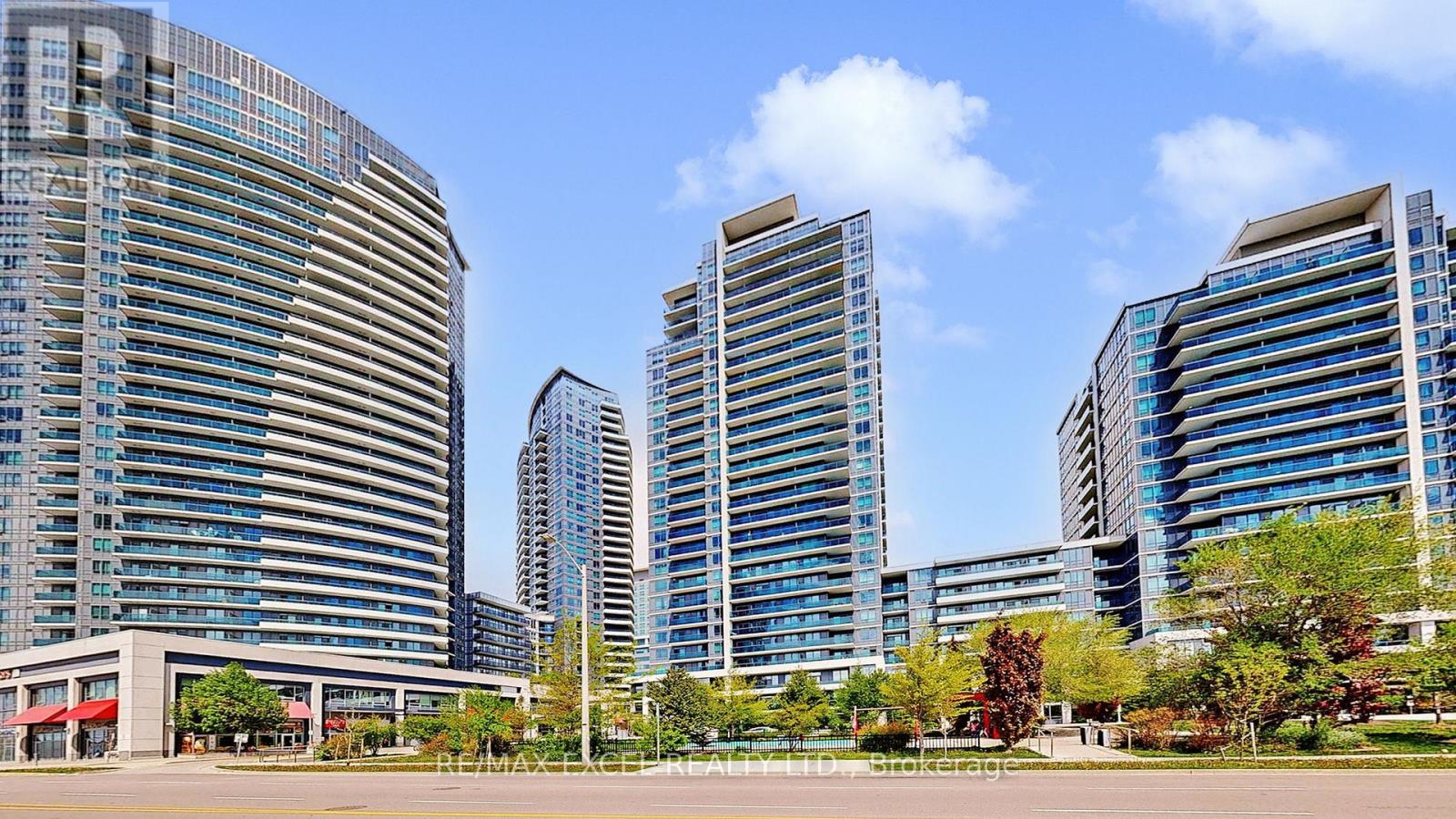 732 - 7161 YONGE STREET, Markham, Ontario