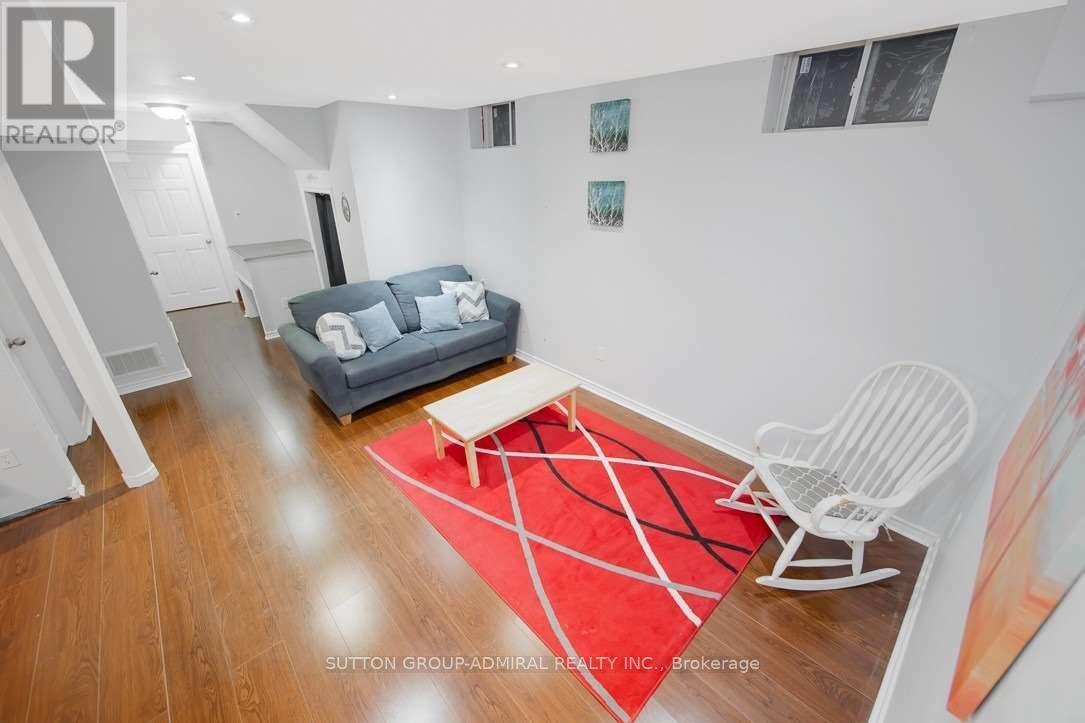 152 Stonemount Crescent, Essa, Ontario  L0M 1B4 - Photo 8 - N12707056