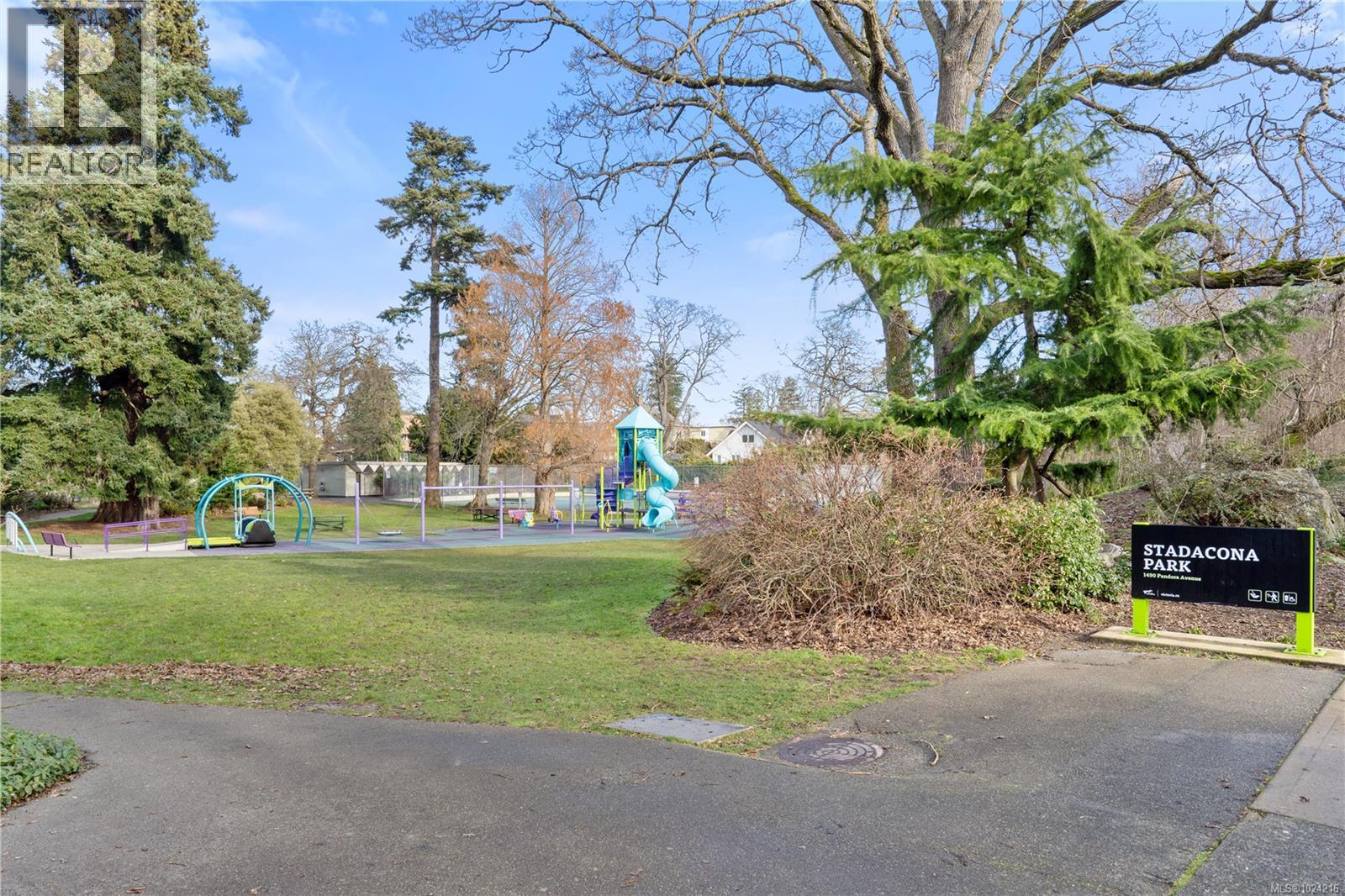 309 1419 Stadacona Ave, Victoria, British Columbia V8S 5J3 - Photo 22 - 1024216