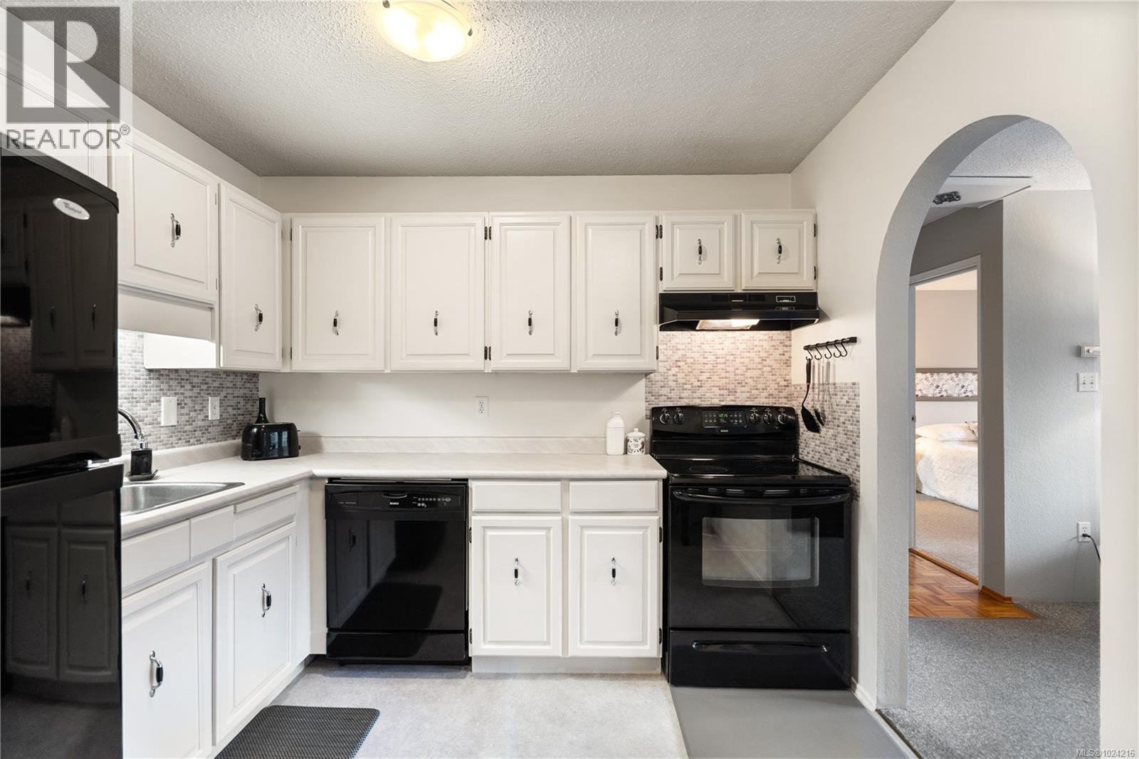 309 1419 Stadacona Ave, Victoria, British Columbia V8S 5J3 - Photo 7 - 1024216