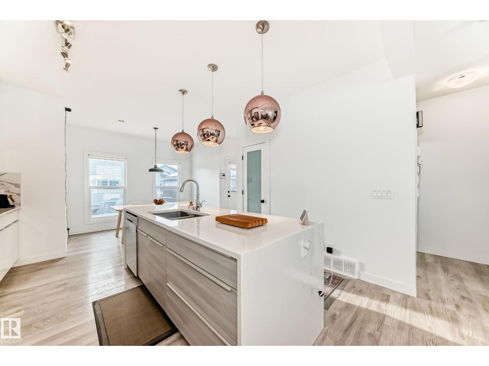 6685 Cardinal Rd Sw, Edmonton, Alberta  T6W 2Y4 - Photo 7 - E4471148