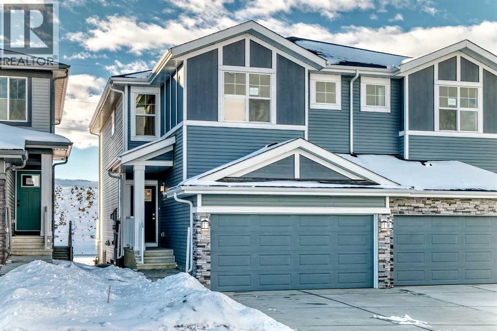 32 Southborough Common, Cochrane, Alberta