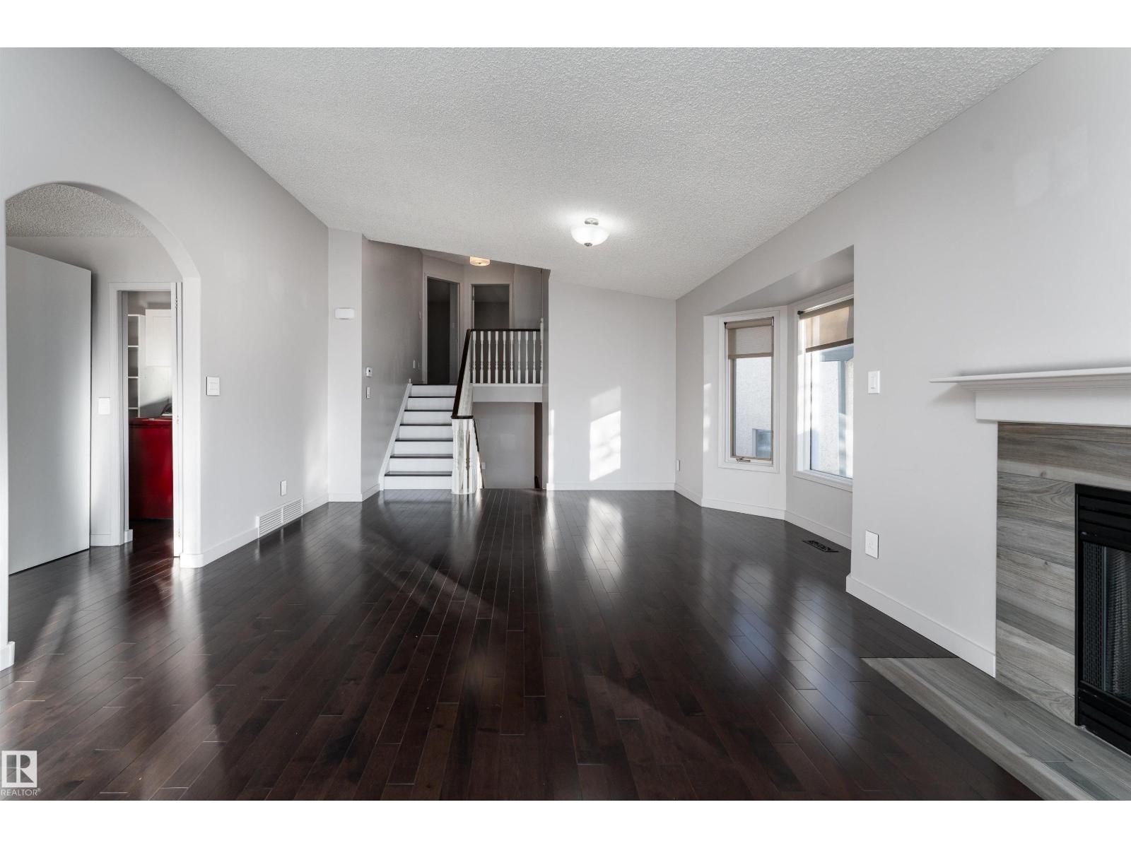 174 Oeming Rd Nw, Edmonton, Alberta  T6R 2G2 - Photo 6 - E4471167