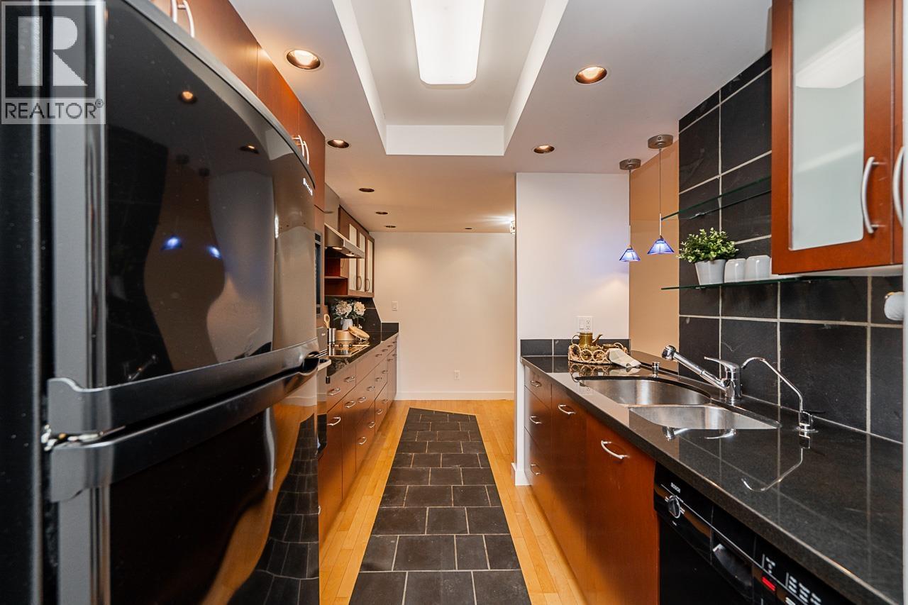 206 333 Wethersfield Drive, Vancouver, British Columbia  V5X 4M9 - Photo 5 - R3083220