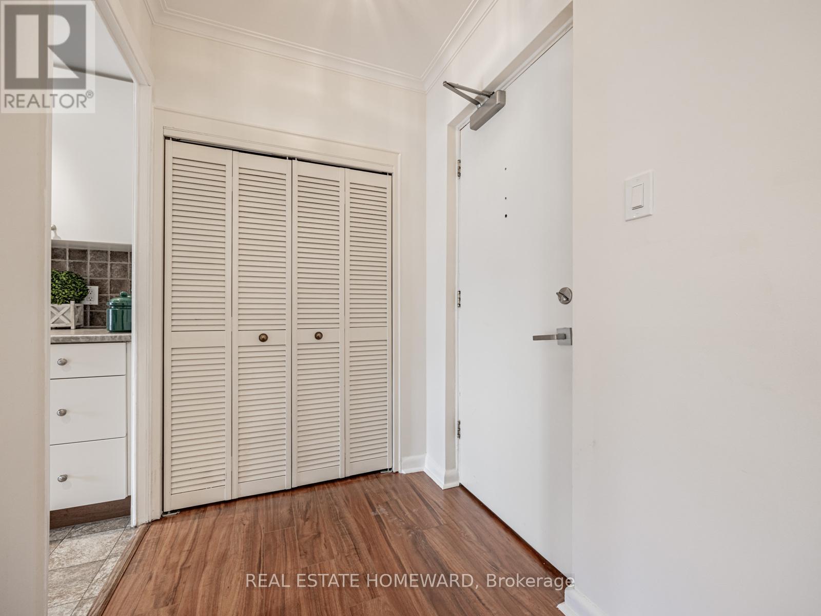 210 - 40 Glen Road, Toronto, Ontario  M4W 2V1 - Photo 12 - C12732610