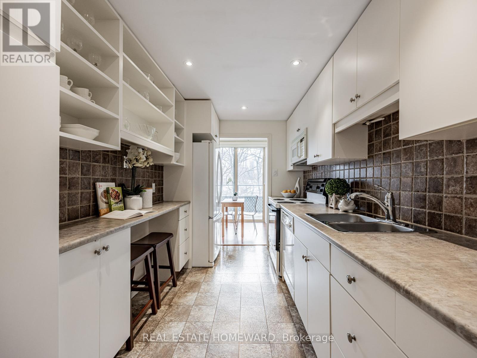 210 - 40 Glen Road, Toronto, Ontario  M4W 2V1 - Photo 13 - C12732610