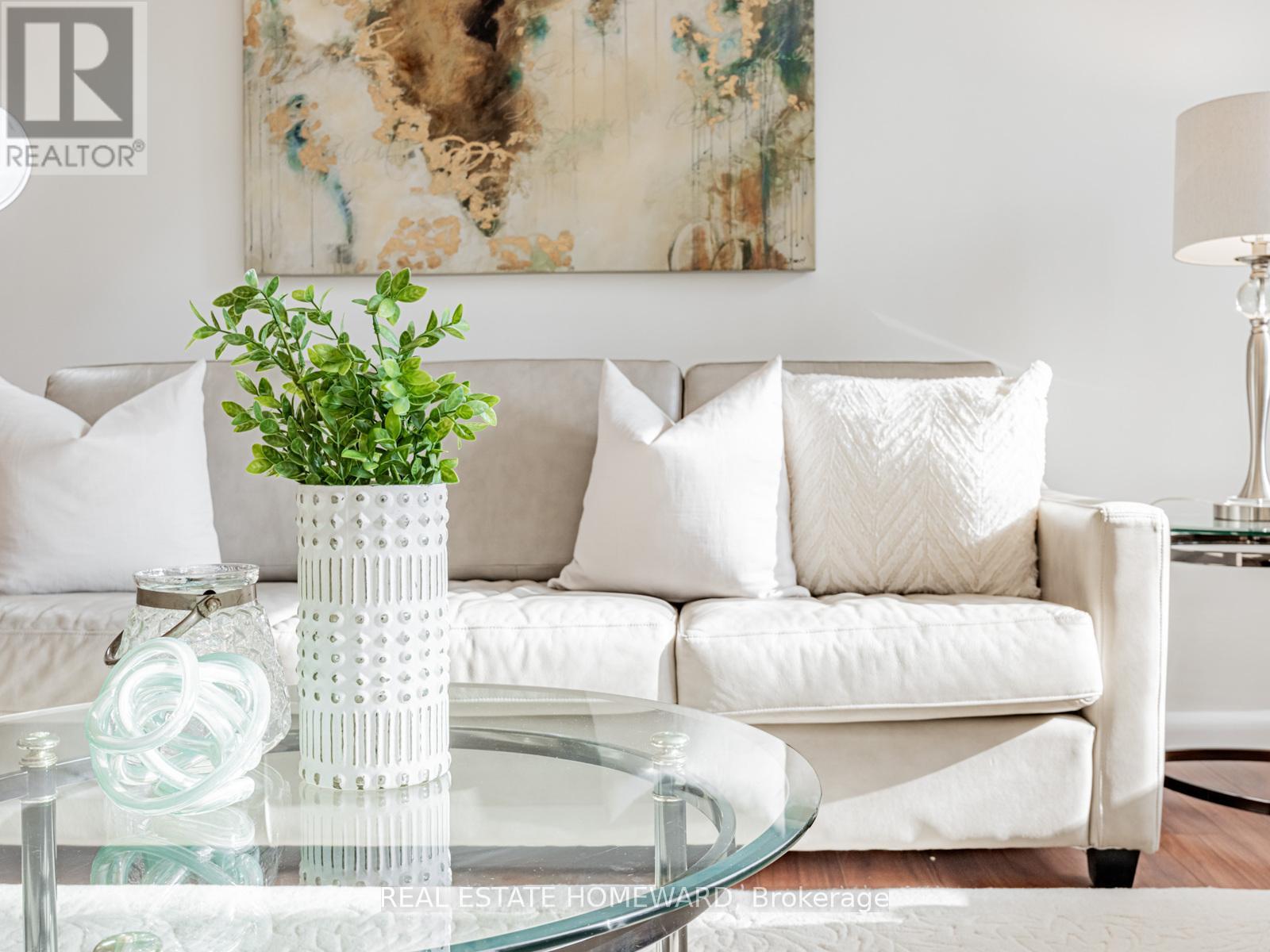 210 - 40 Glen Road, Toronto, Ontario  M4W 2V1 - Photo 9 - C12732610