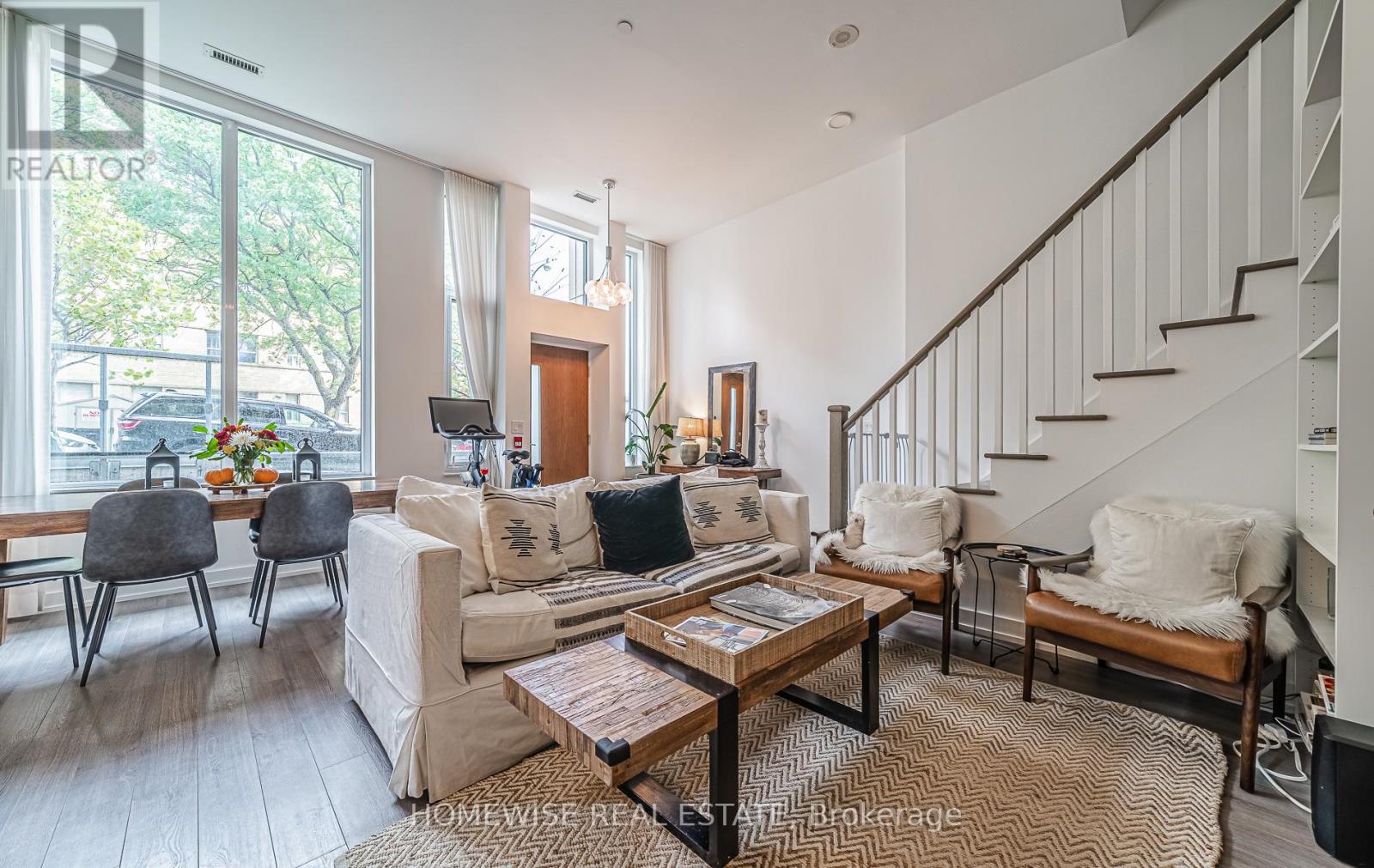 Th05 - 6 Parkwood Avenue, Toronto, Ontario  M4V 2W8 - Photo 18 - C12732614
