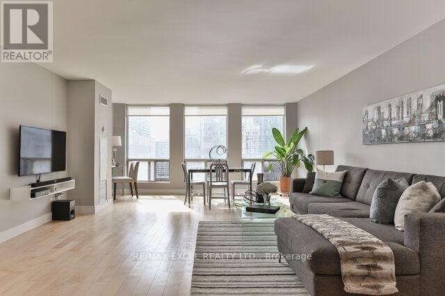 1603 - 25 Grenville Street, Toronto, Ontario  M4Y 2X5 - Photo 2 - C12732664