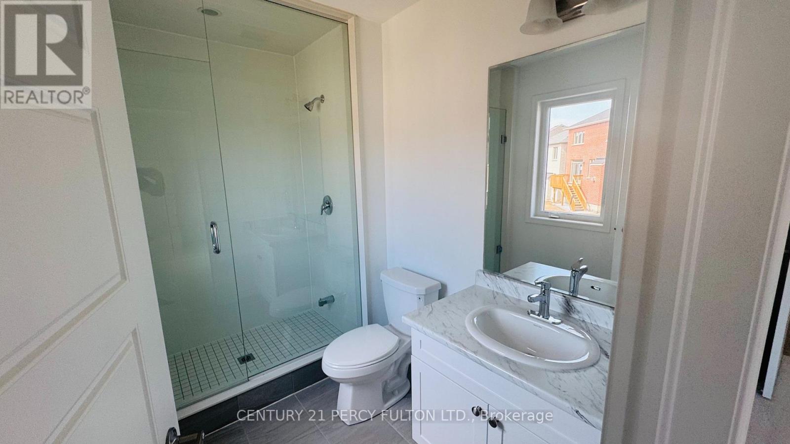 1453 Mockingbird Square, Pickering, Ontario  L1X 0N8 - Photo 18 - E12732550