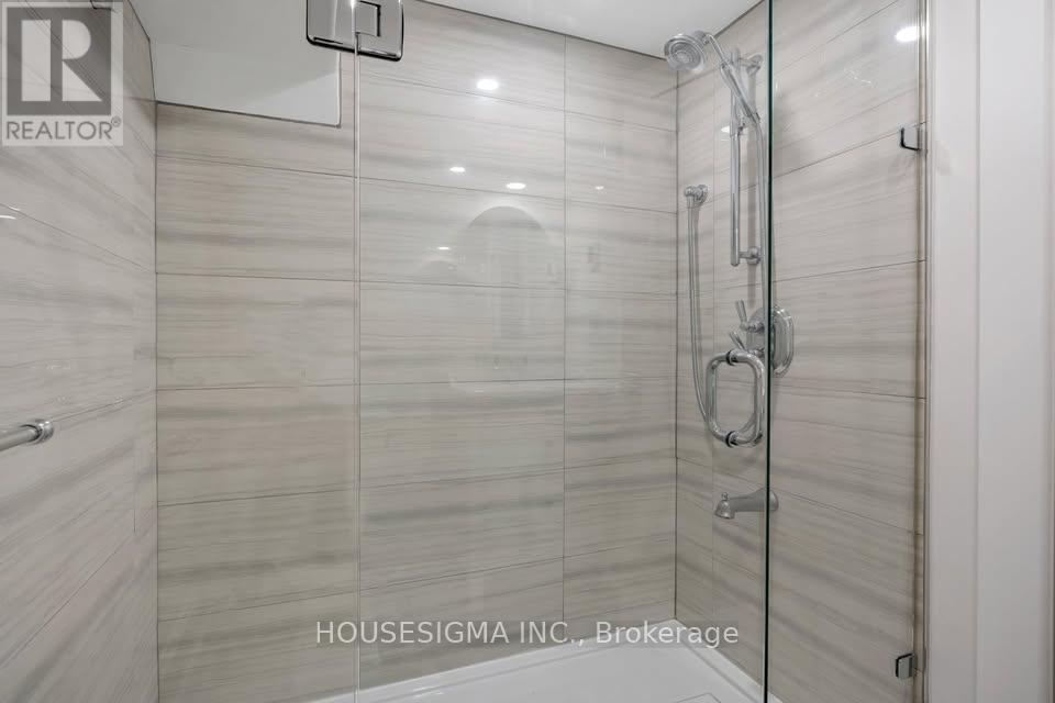 Lower - 334 Riverdale Avenue, Toronto, Ontario  M4J 1A2 - Photo 5 - E12732646